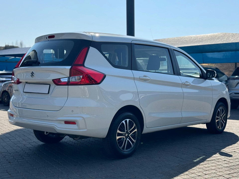 SUZUKI ERTIGA 1.5 GL, image 2