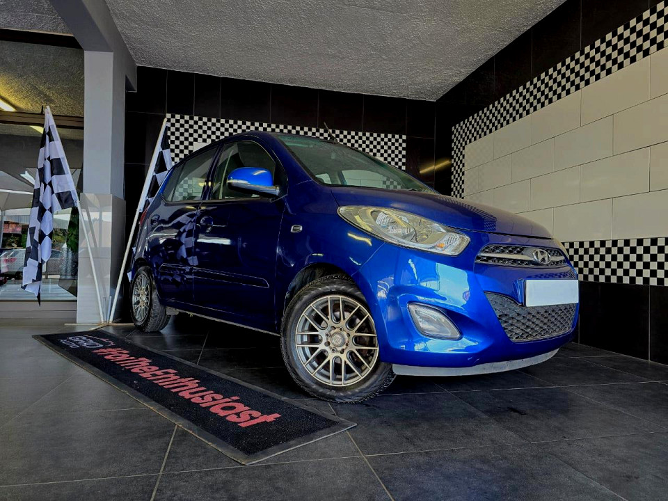 HYUNDAI i10 1.1 GLS/MOTION, image 1