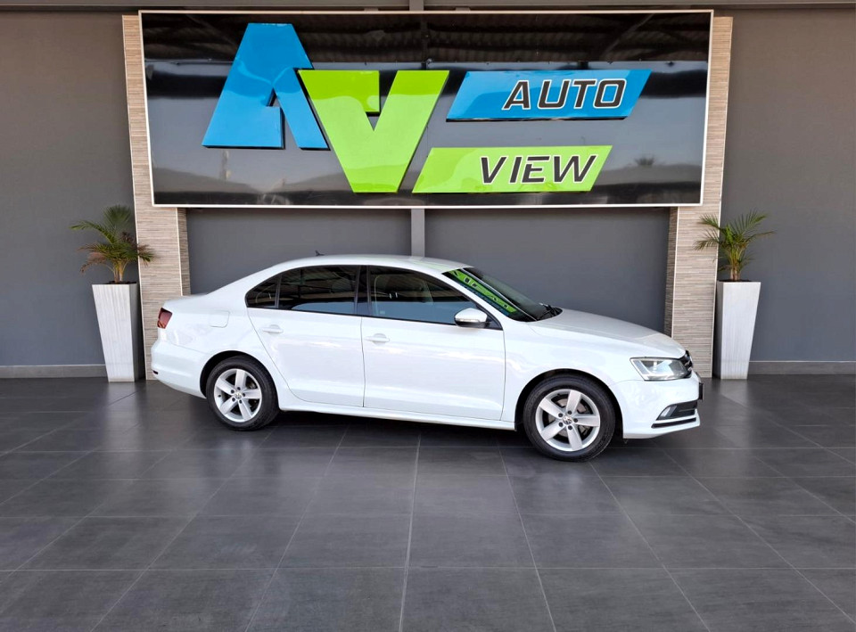 VOLKSWAGEN JETTA GP 1.2 TSi TRENDLINE, image 2