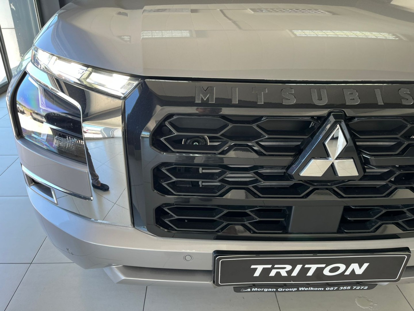 MITSUBISHI TRITON 2.4 Di-DC GLS 4X4 A/T P/U D/C, image 2
