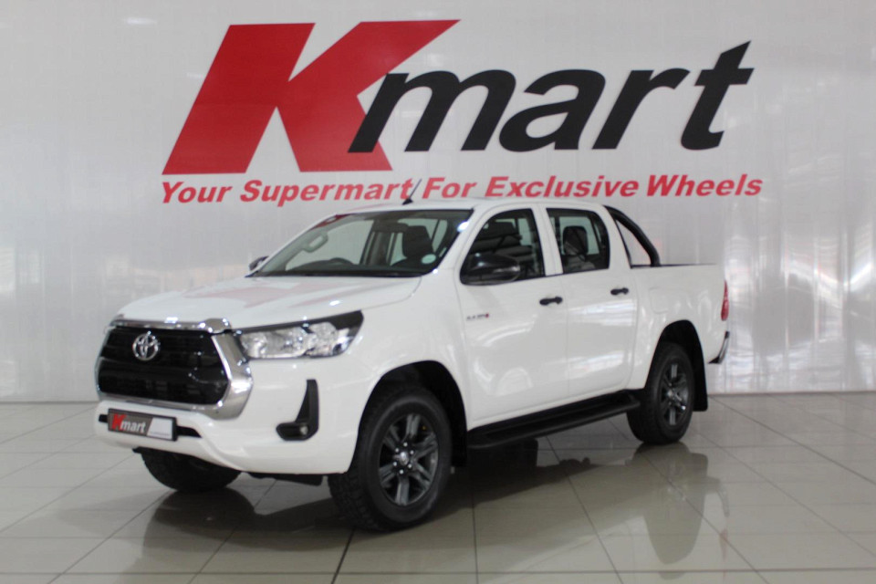 Toyota Hilux Double Cab  2.4GD6 4X4 Raider MT, image 1