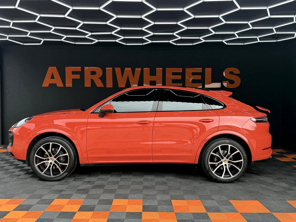 PORSCHE CAYENNE COUPE, image 2