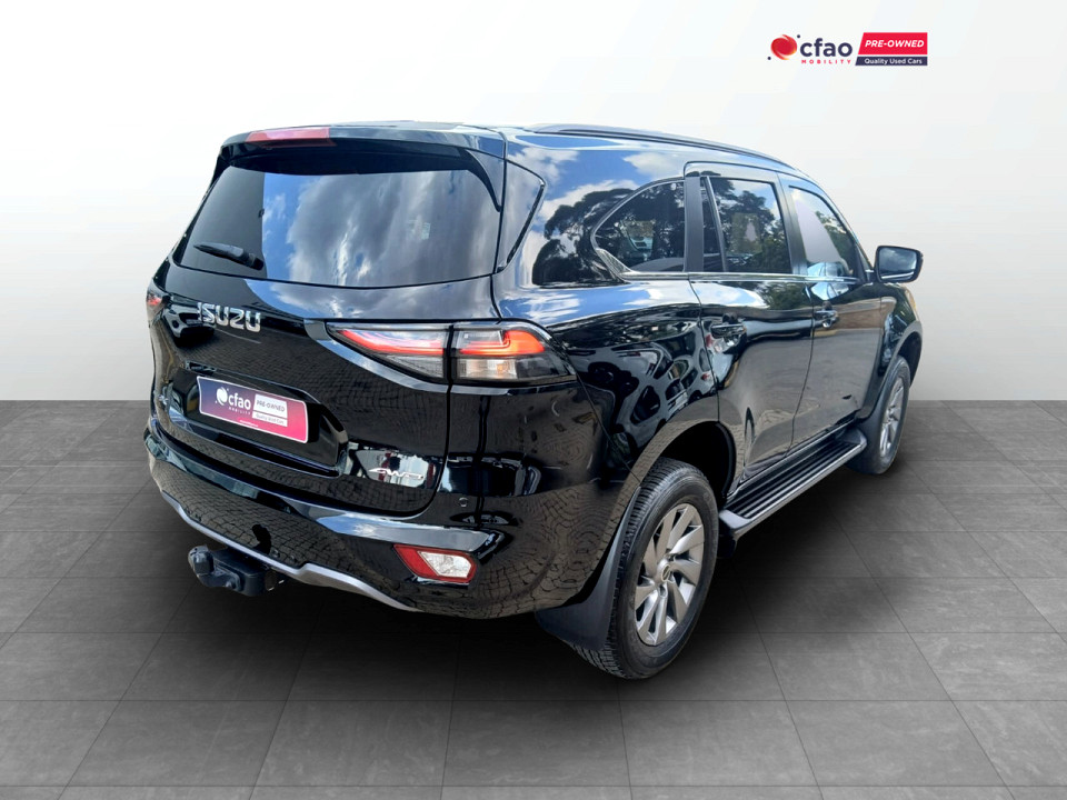 ISUZU MU-X 3.0D LSE  4X4 A/T, image 2