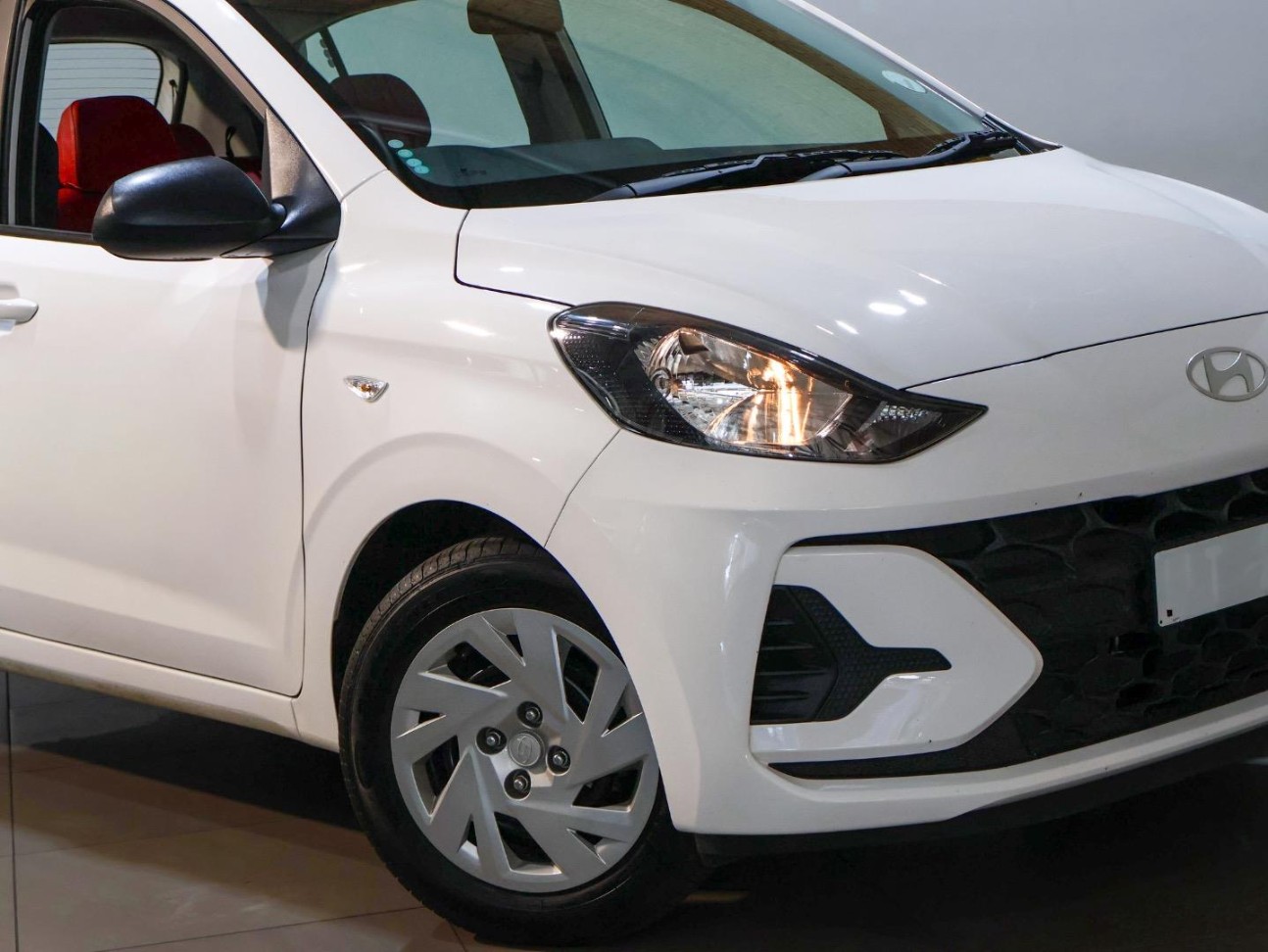 HYUNDAI GRAND i10 1.0 MOTION, image 2