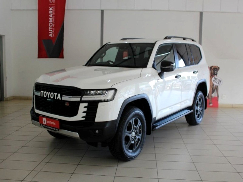 TOYOTA LANDCRUISER 300 V6 3.3D GR-S, image 1