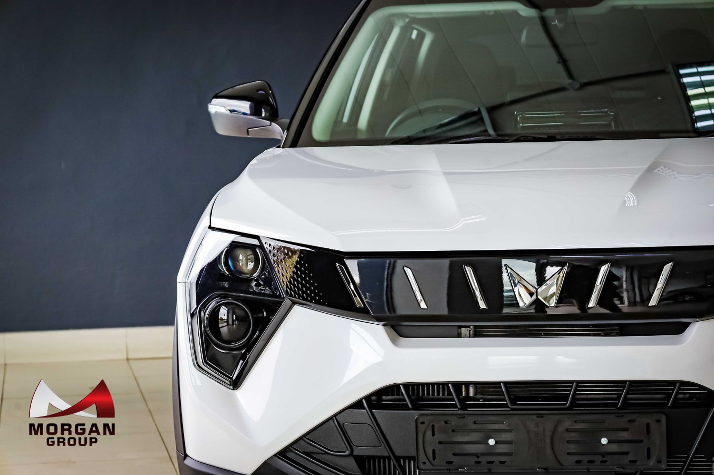 MAHINDRA XUV3XO 1.2T MX2 A/T, image 2