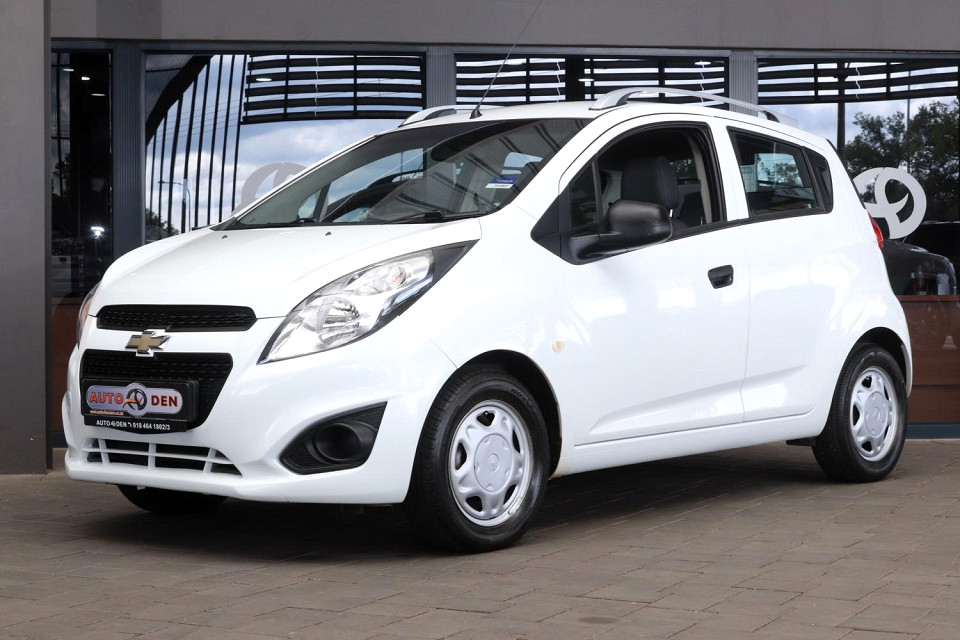 Chevrolet Spark 1.2 L 5DR, image 1