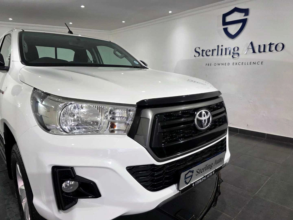 TOYOTA HILUX 2.4 GD-6 RB SRX P/U E/CAB, image 2
