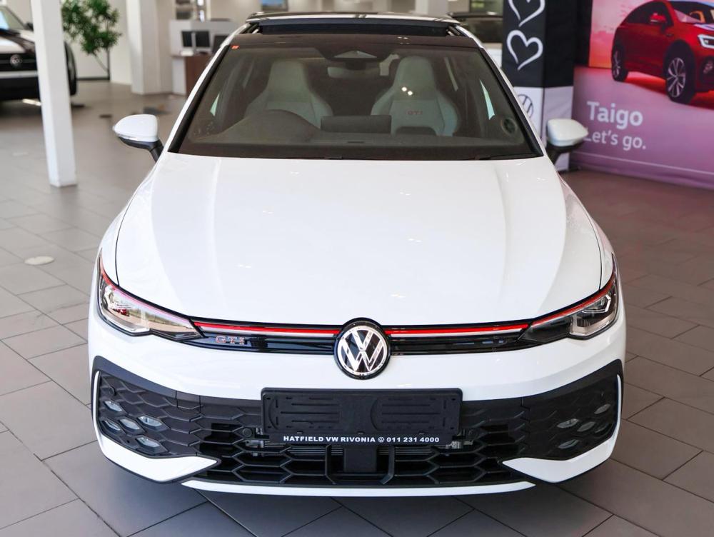 Volkswagen Golf 8.5 GTi 2.0 TSI DSG, image 2