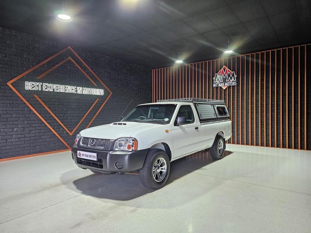 Nissan NP300 Hardbody 2.5 TDi Base S/Cab, image 1