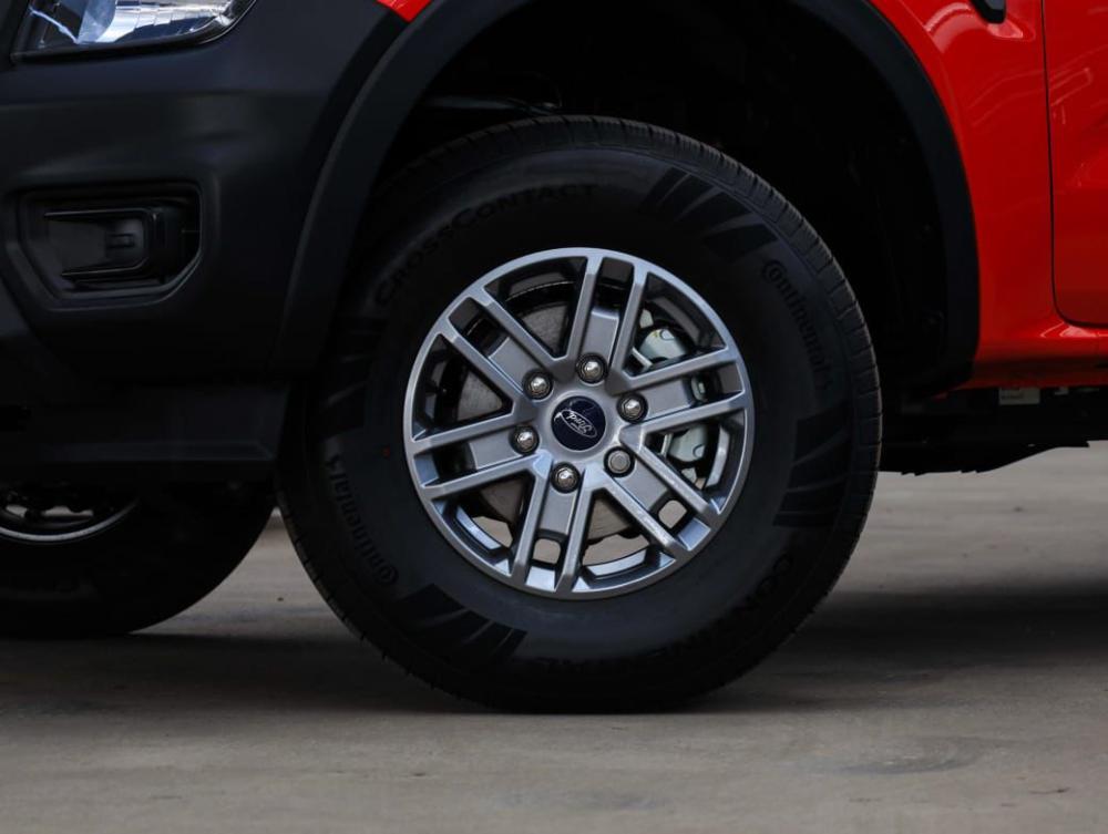 Ford Ranger XL 2.0L SiT D-Cab 4x2 6AT, image 2