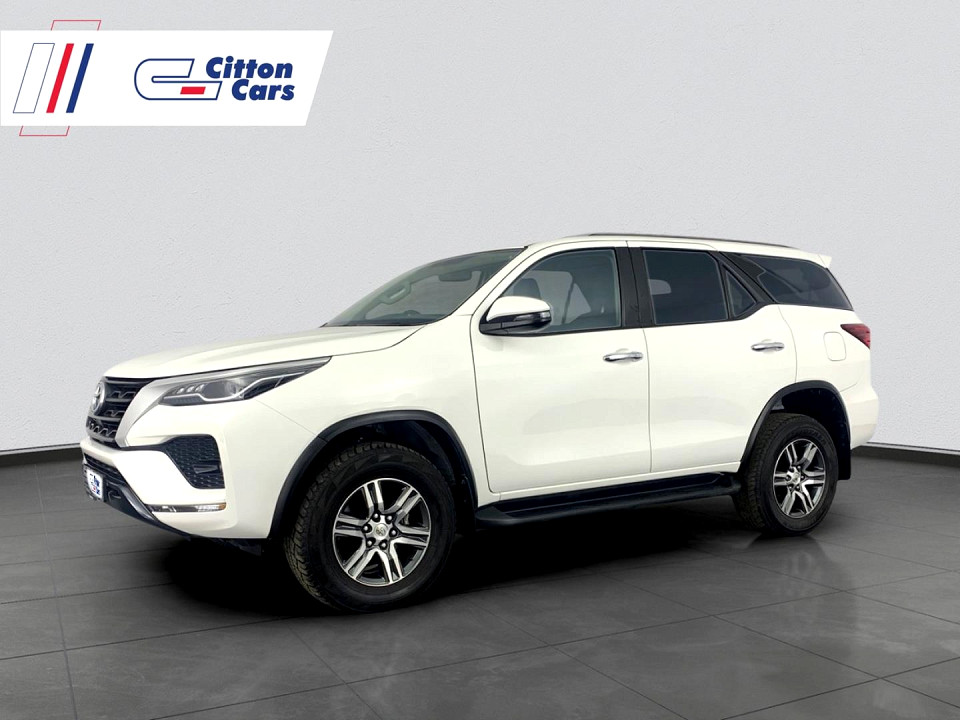 Toyota Fortuner 2.4GD-6 R/B A/T, image 1