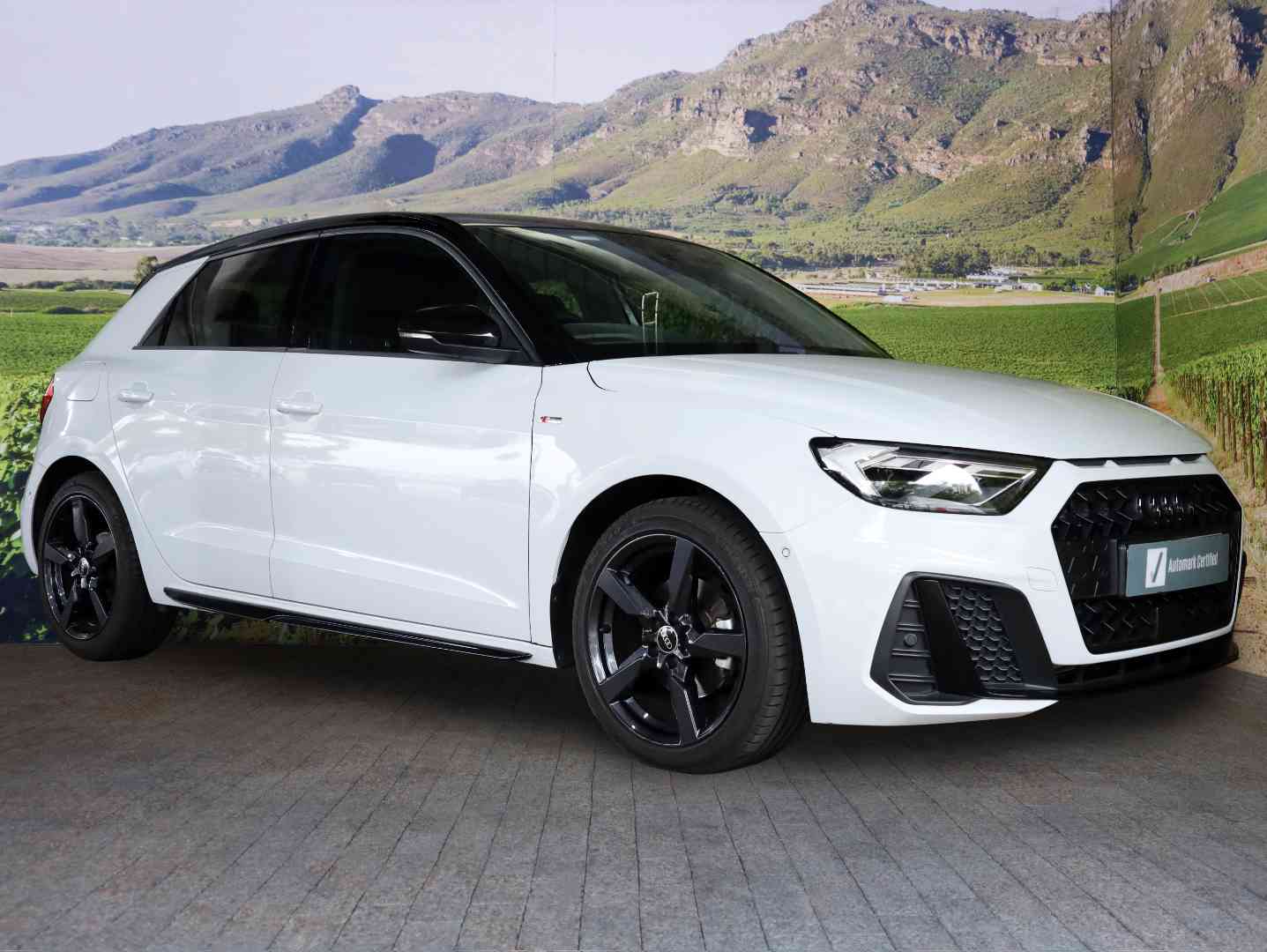 AUDI A1 SPORTBACK 30 TFSI BLACK EDITION S-TRONIC, image 1