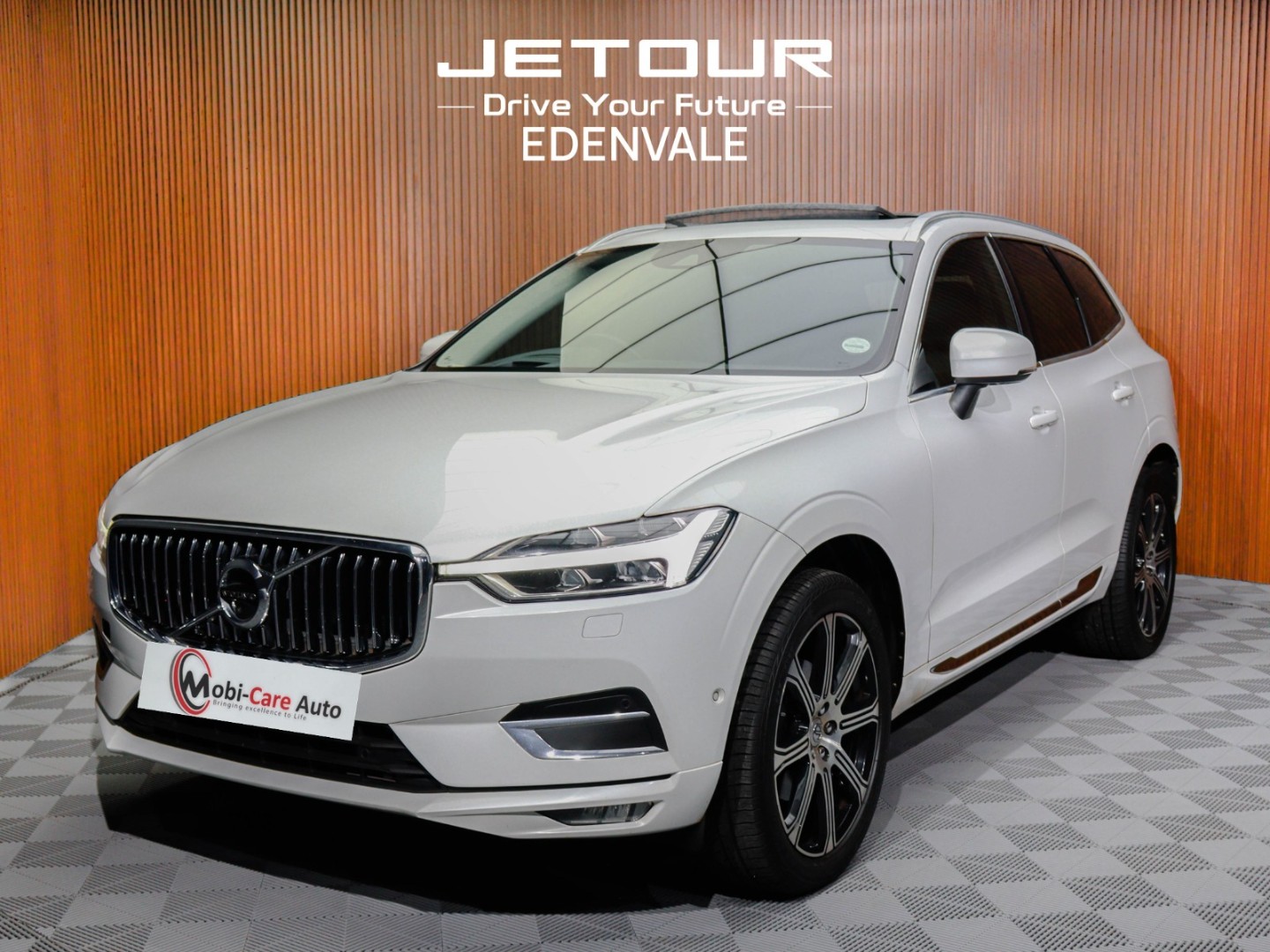 Volvo XC60 T5 AWD Inscription, image 1