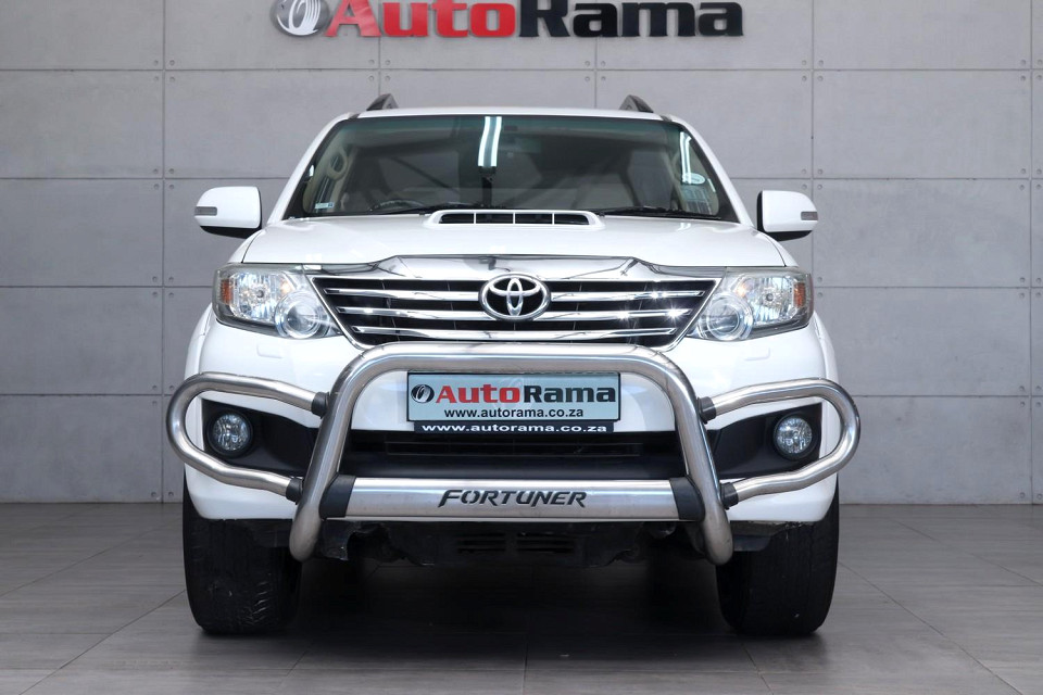 Toyota Fortuner 3.0D-4D R/B auto, image 2