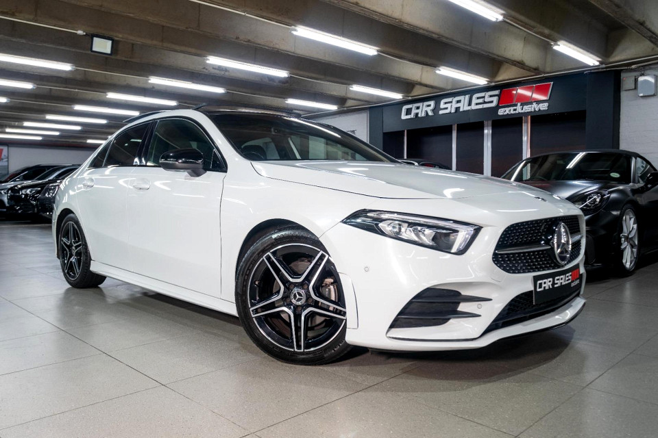 MERCEDES-BENZ A200 (4DR), image 1