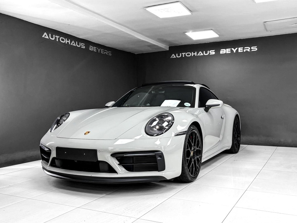 PORSCHE 911 CARRERA GTS (992)