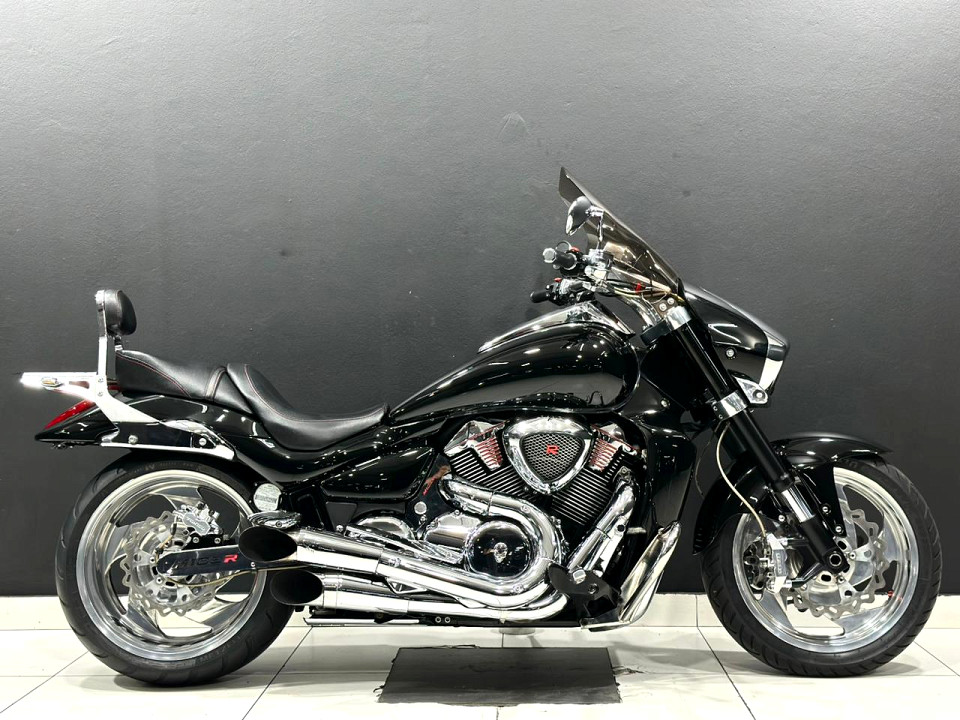 SUZUKI BOULEVARD, image 2
