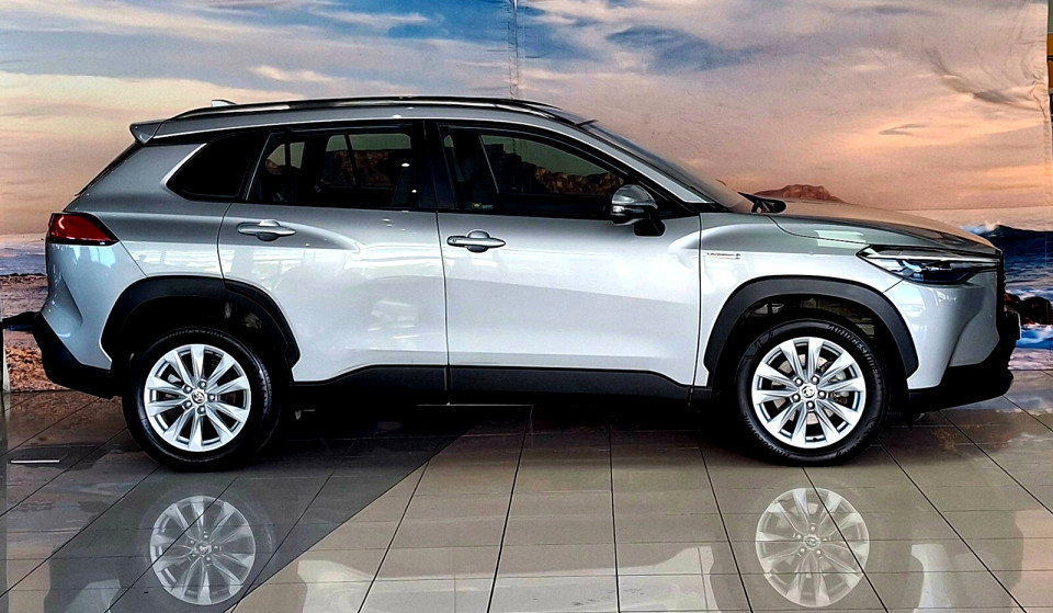 TOYOTA COROLLA CROSS 1.8 XS HYBRID, image 2