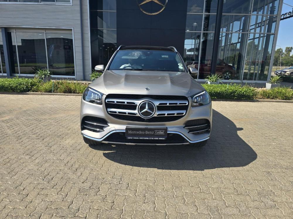 Mercedes-Benz GLS 400d, image 2