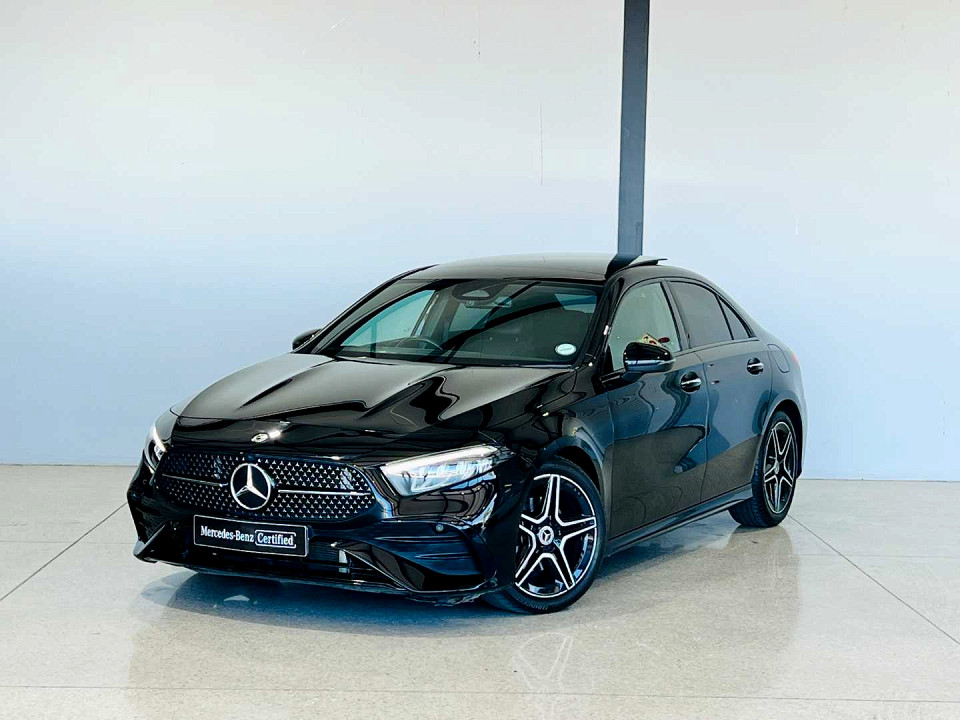 MERCEDES-BENZ A200 (4DR), image 2