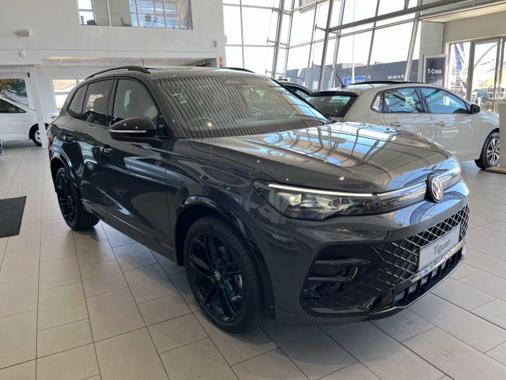 Volkswagen Tiguan R-Line 1.4 TSI 110 kW DSG, image 2