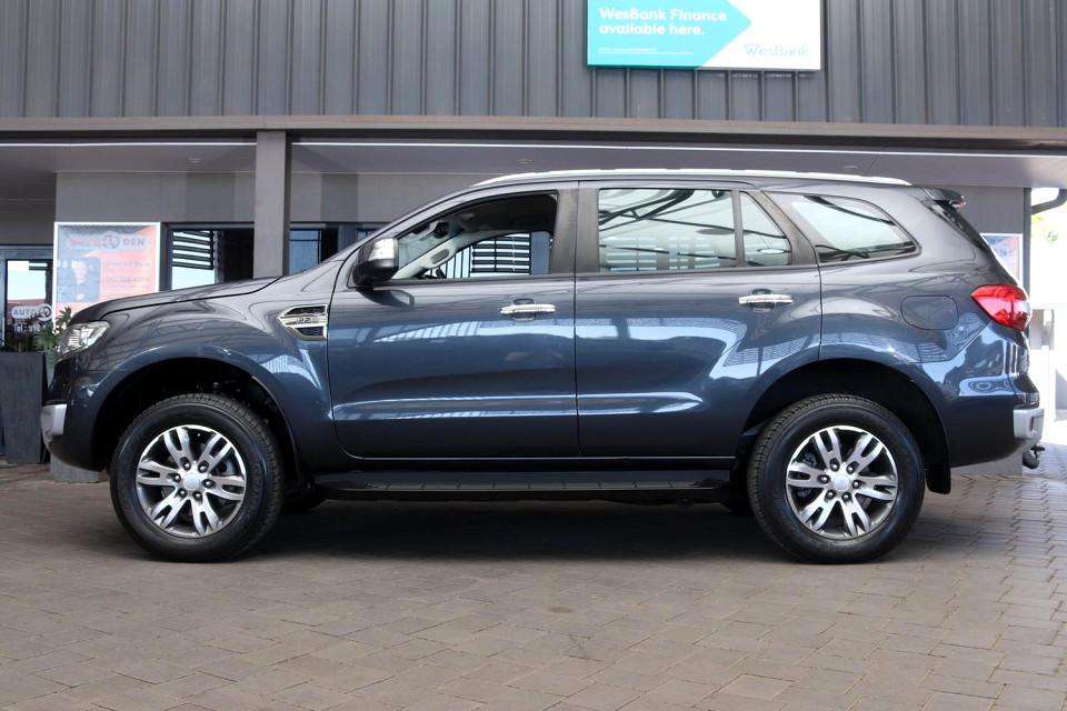 FORD EVEREST 2.2 TDCi  XLT A/T, image 2