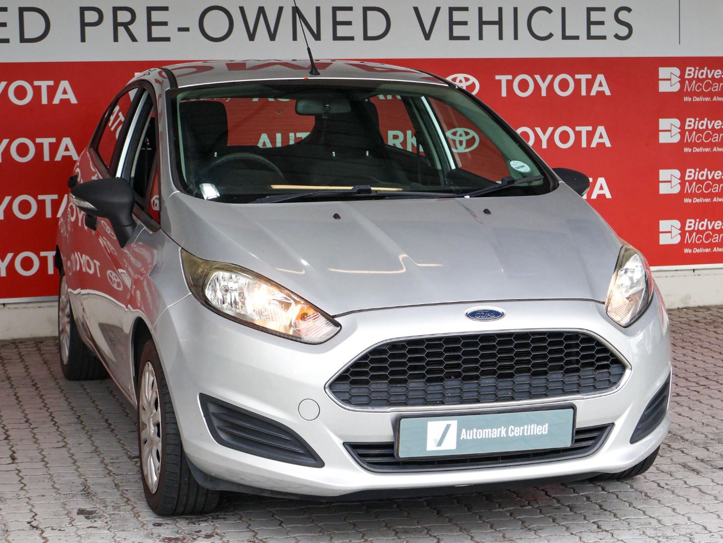 FORD FIESTA 1.4 AMBIENTE 5 Dr, image 2