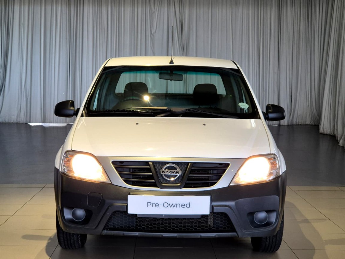 NISSAN NP200 1.6  A/C SAFETY PACK P/U S/C, image 2