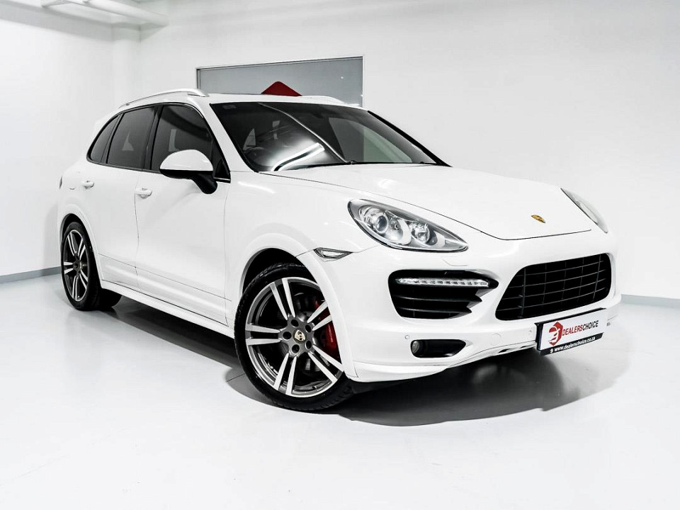 PORSCHE CAYENNE TURBO TIPTRONIC (E2)