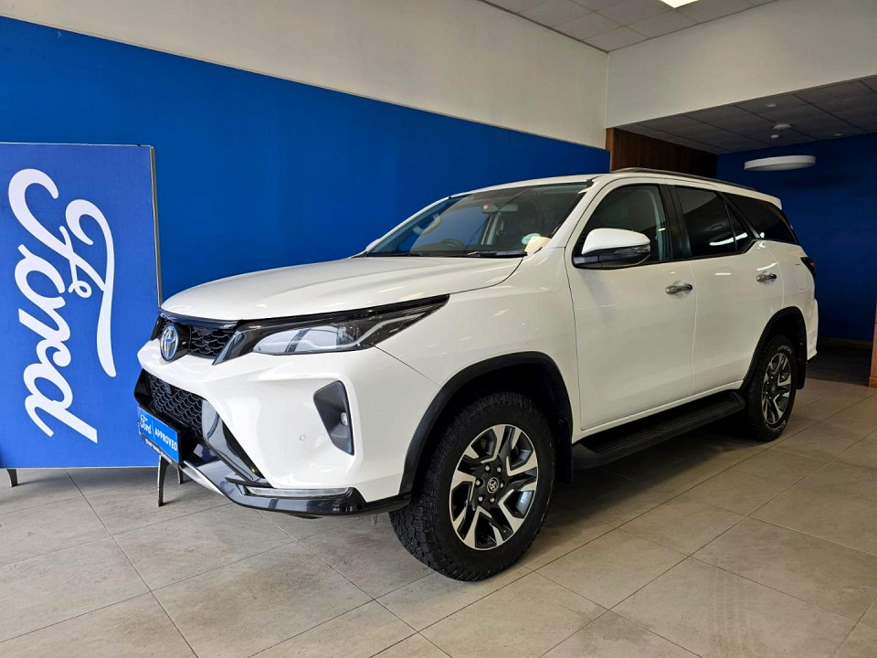 TOYOTA FORTUNER 2.4GD-6 4X4 A/T, image 1
