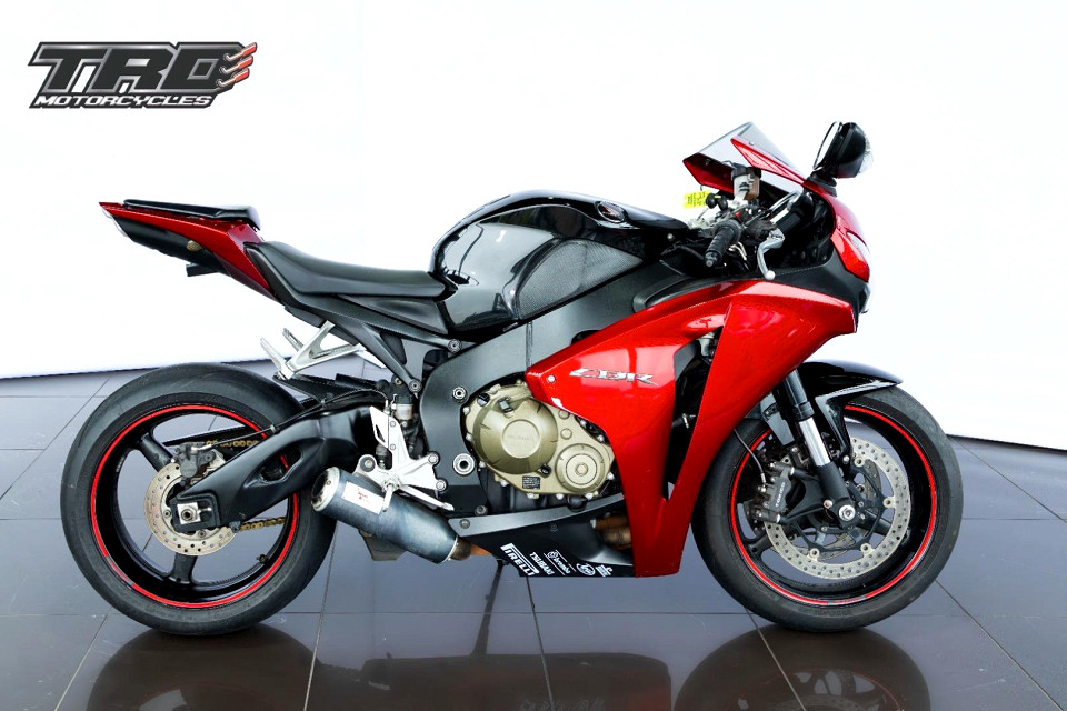 HONDA 1000RR, image 1