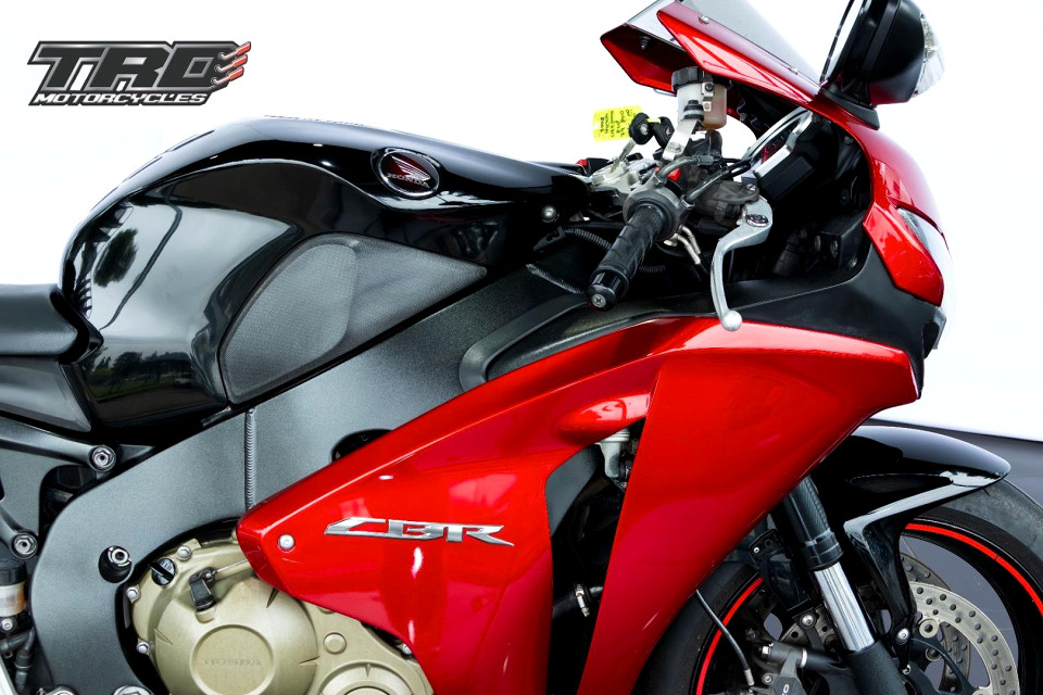 HONDA 1000RR, image 2