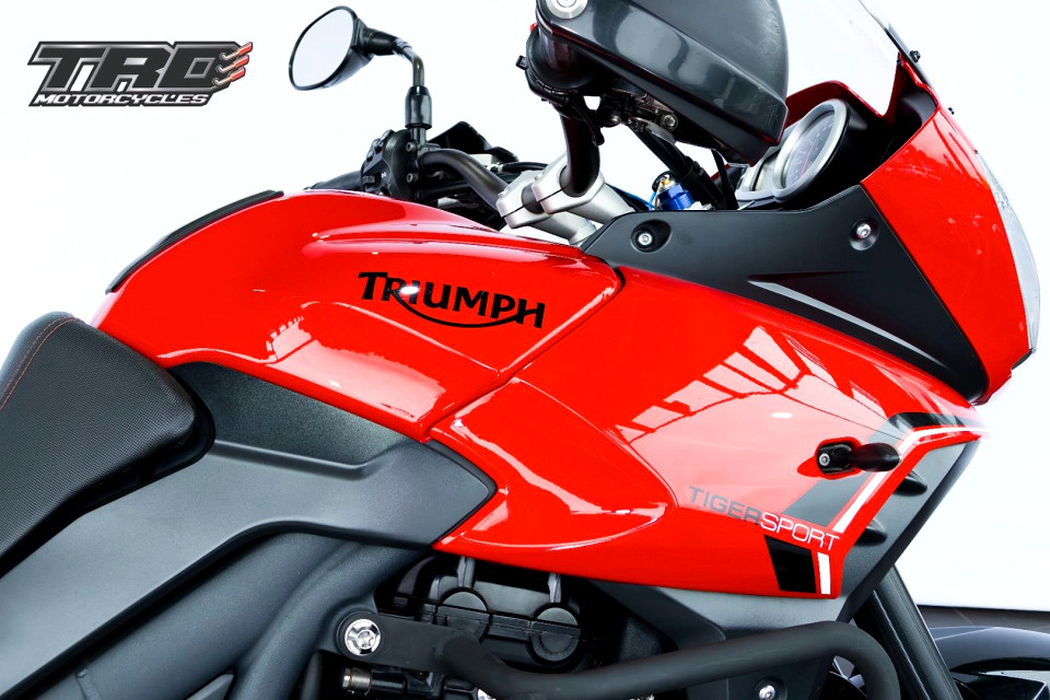 TRIUMPH ABS SPORT, image 2