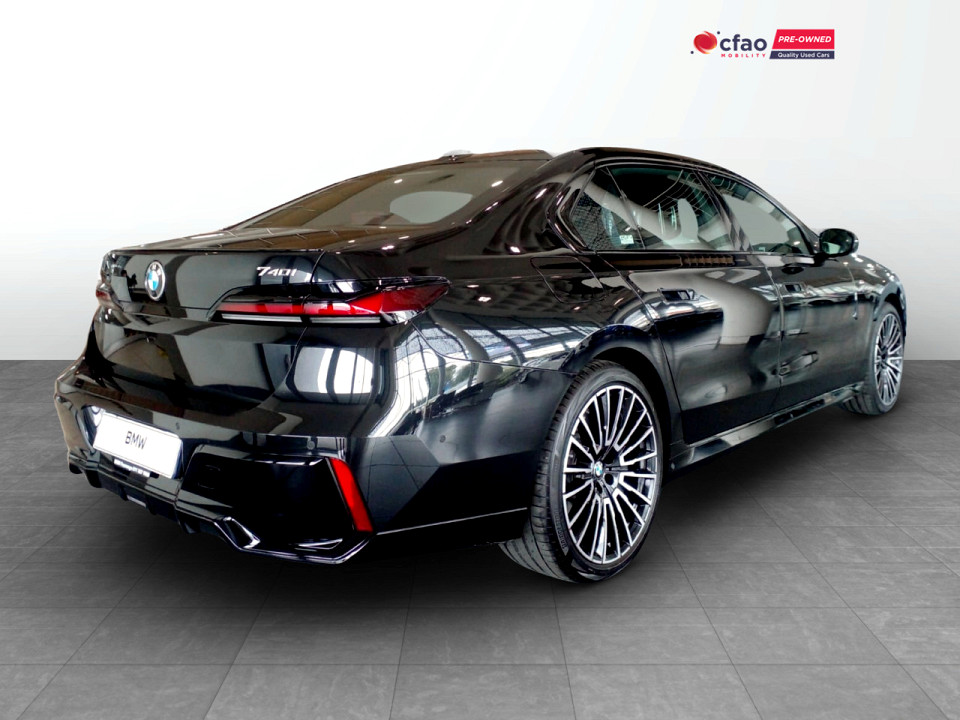 BMW 740i M SPORT PRO (G70), image 2