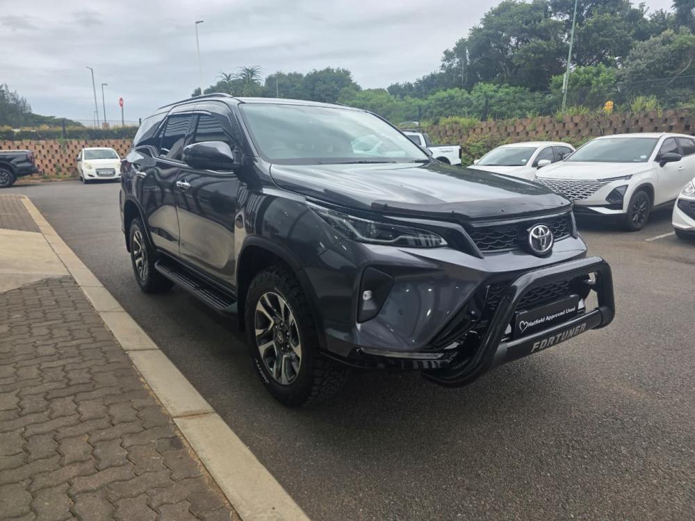 TOYOTA  FORTUNER 2.4GD-6 R/B A/T, image 1
