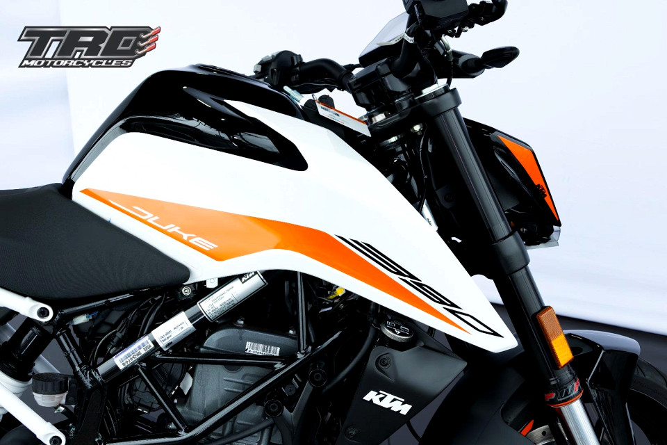 KTM 390, image 2