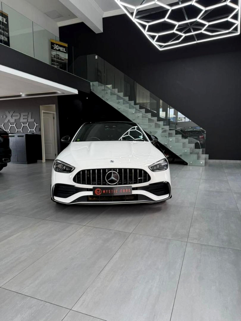 MERCEDES-BENZ AMG C43 4MATIC (W206), image 2