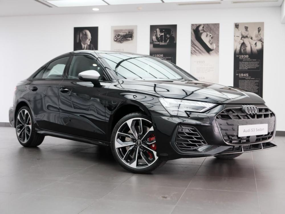 Audi S3 Sedan TFSI quattro S tronic, image 1