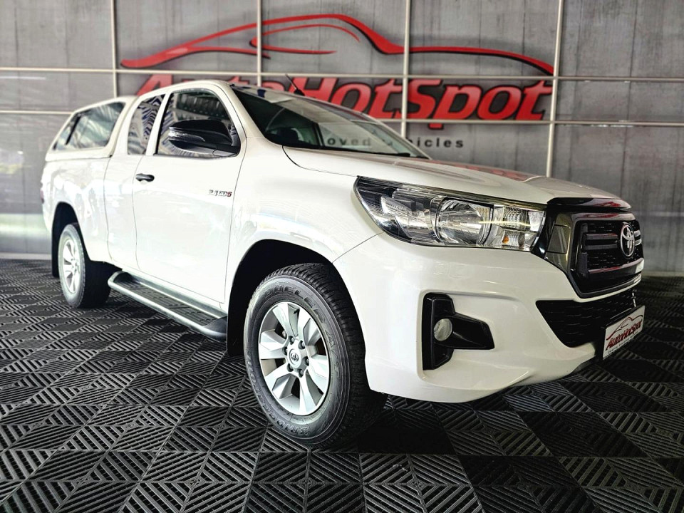 TOYOTA HILUX 2.4 GD-6 RB SRX P/U E/CAB, image 2