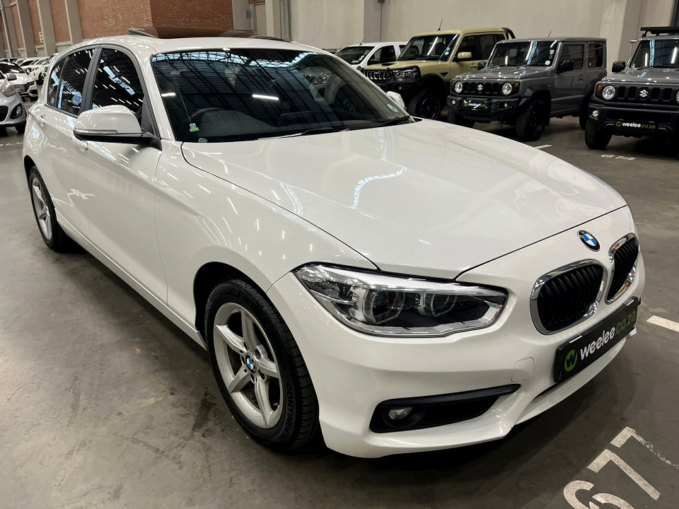 BMW 120i 5DR A/T (F20), image 1