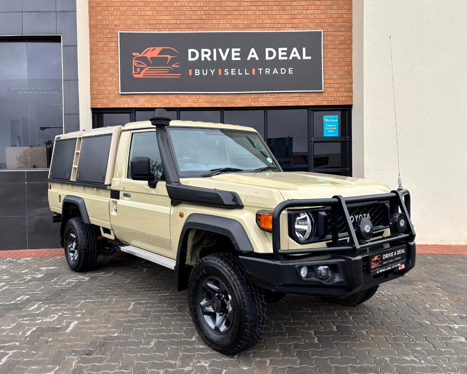 TOYOTA LAND CRUISER 79 4.5D P/U S/C, image 1