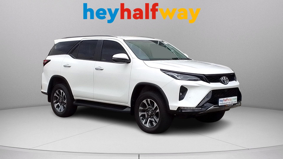TOYOTA  FORTUNER 2.4GD-6 R/B A/T, image 1