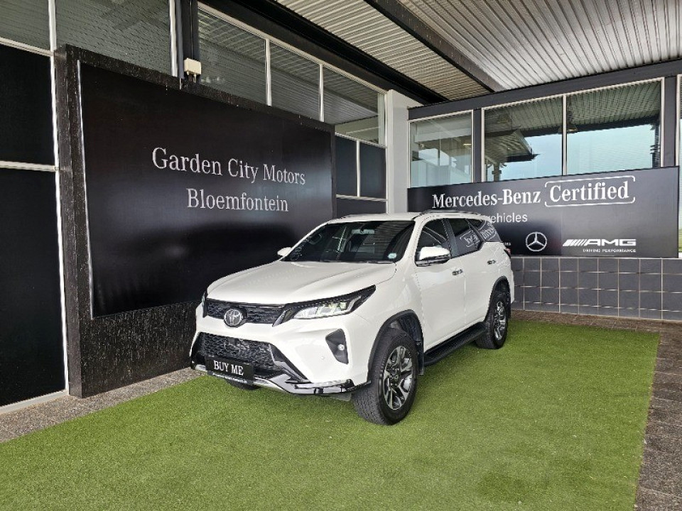 TOYOTA  FORTUNER 2.8GD-6 R/B A/T, image 1