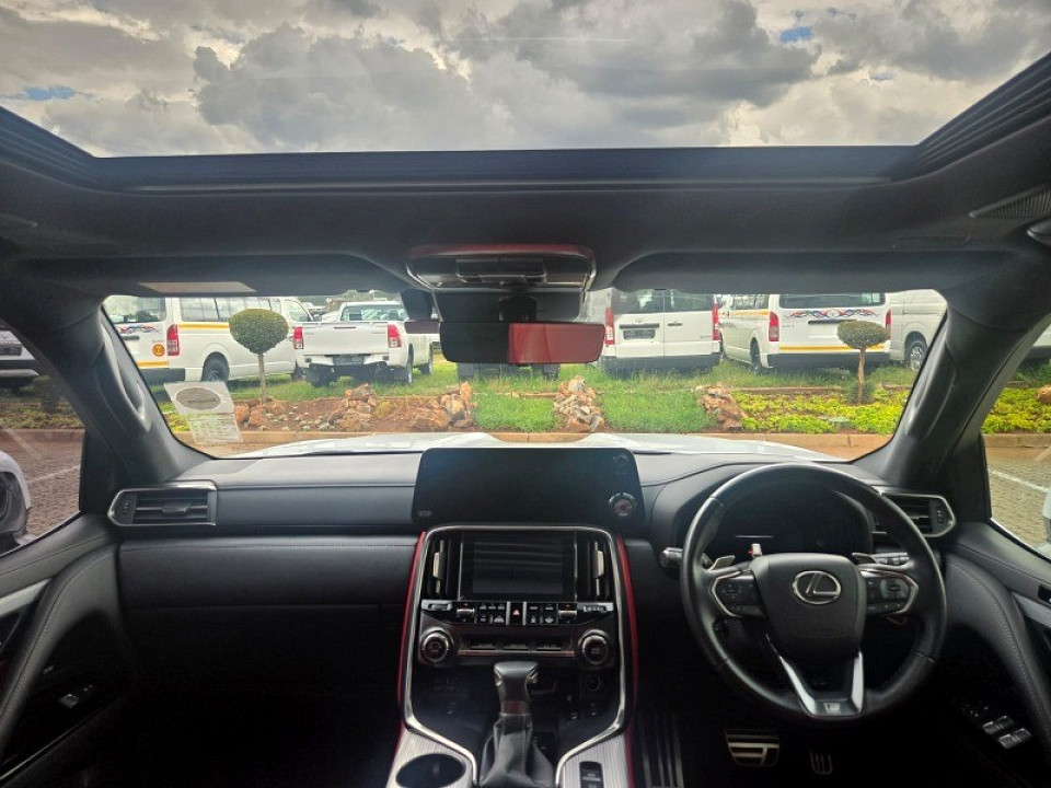 LEXUS LX 600 F-SPORT, image 2