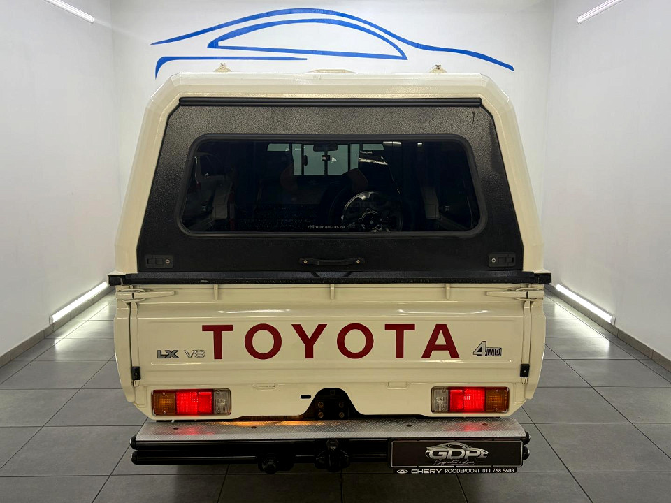 TOYOTA LAND CRUISER 79 4.5D P/U S/C, image 2