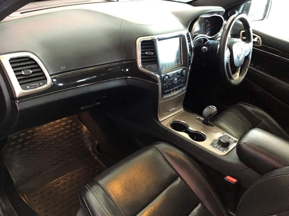 JEEP GRAND CHEROKEE 3.0L V6 CRD O/LAND, image 2