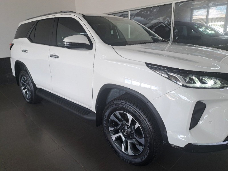 TOYOTA FORTUNER 2.8GD-6 4X4 A/T, image 1