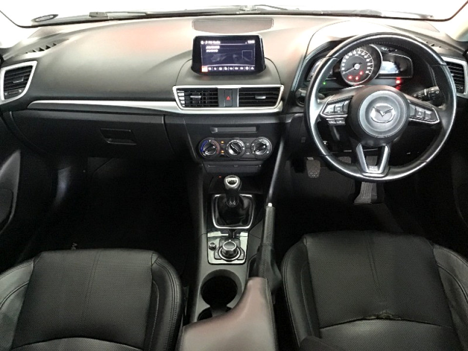 MAZDA MAZDA3 2.0 INDIVIDUAL 5DR, image 2