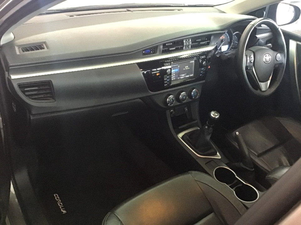 TOYOTA COROLLA 1.6 PRESTIGE, image 2